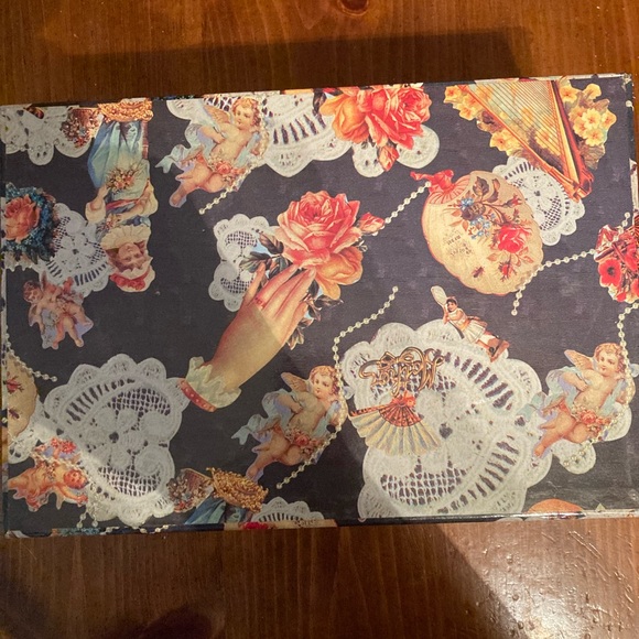 A beautiful heavyweight box with a steel plate for information - Picture 2 of 4